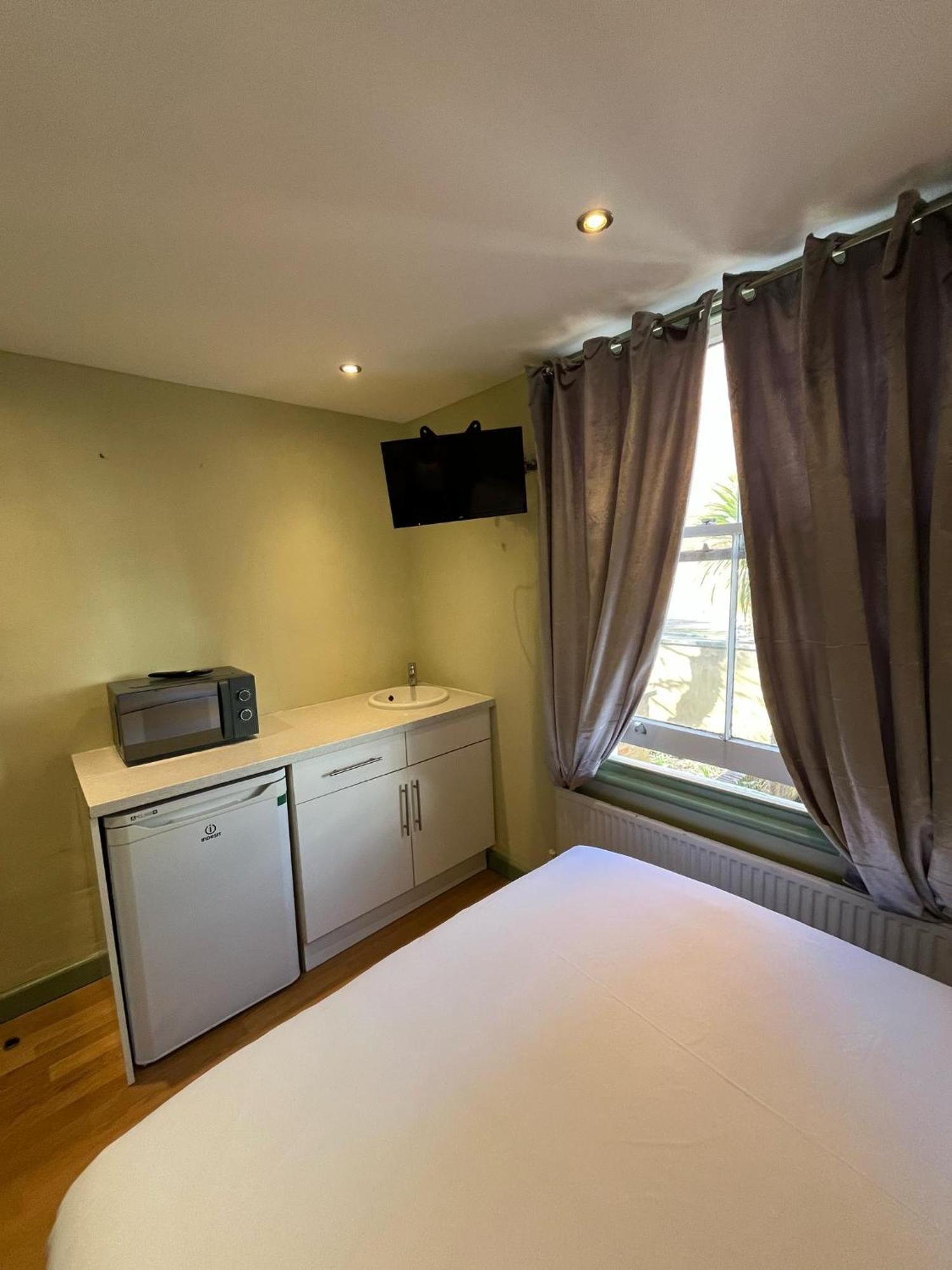 Matheson Olympia Guest house London