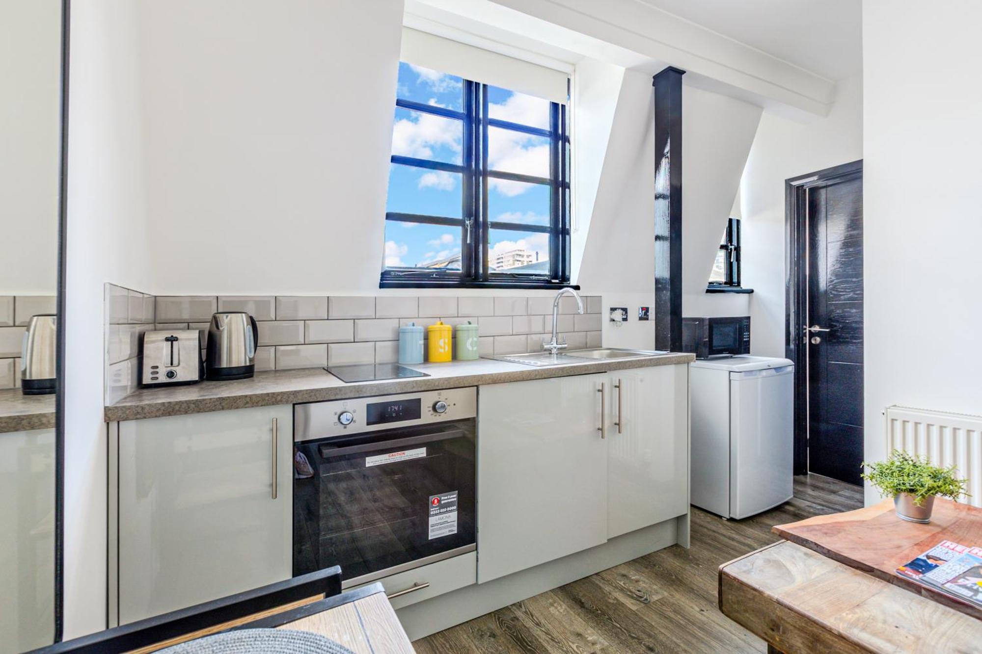 Langdon Apartments, Bouverie Place Apartamento