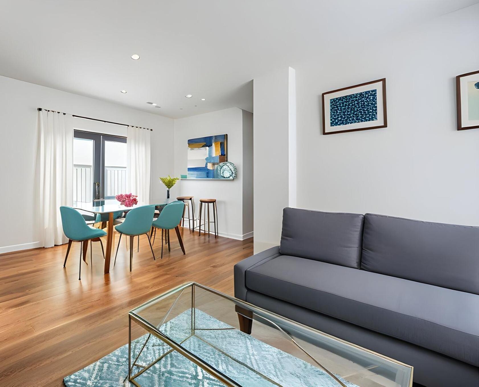Liverpool St Modern 2 Bed Apartment
