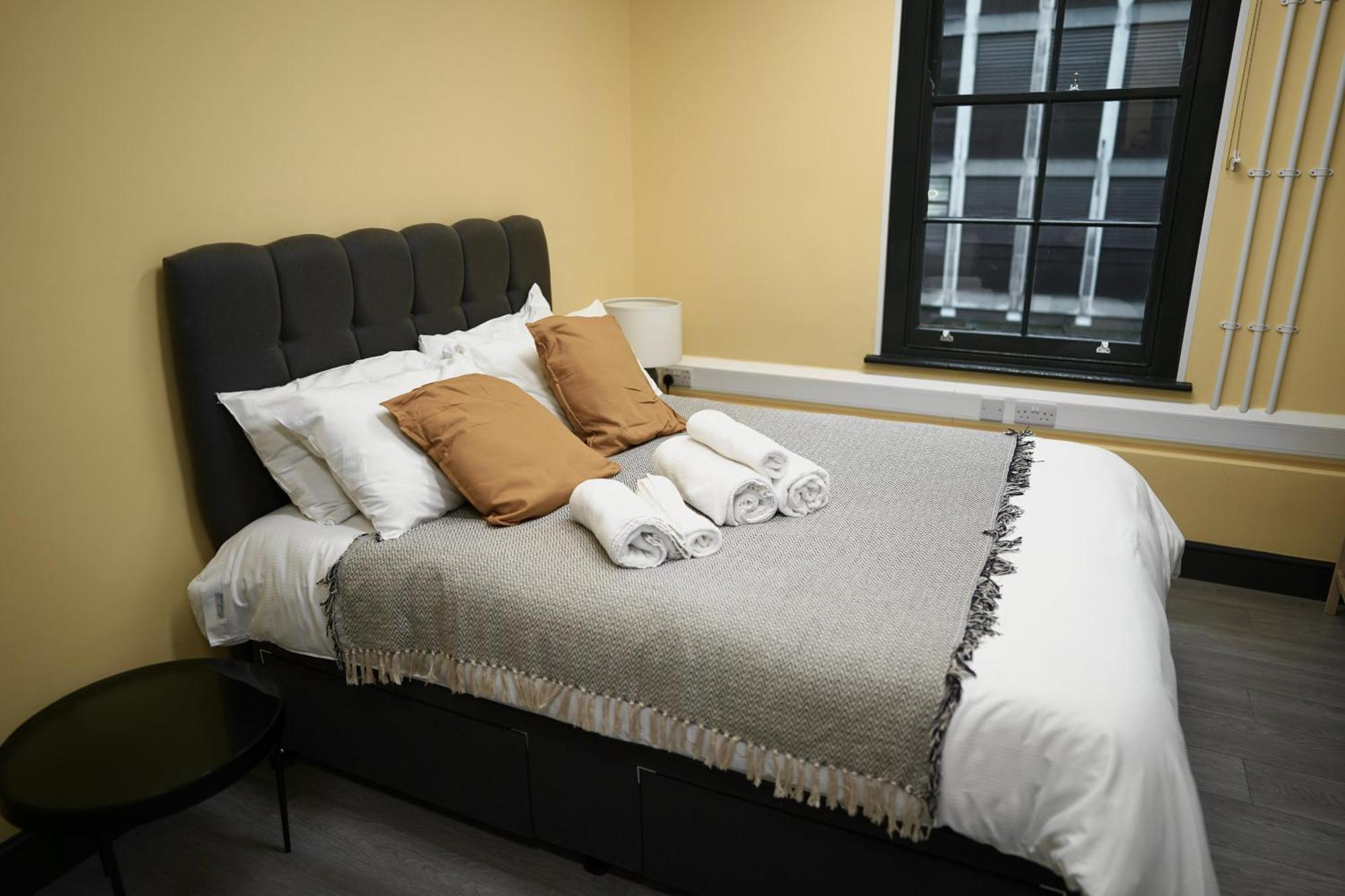 Charming 1br Flats In The Heart Of Of Apartment *