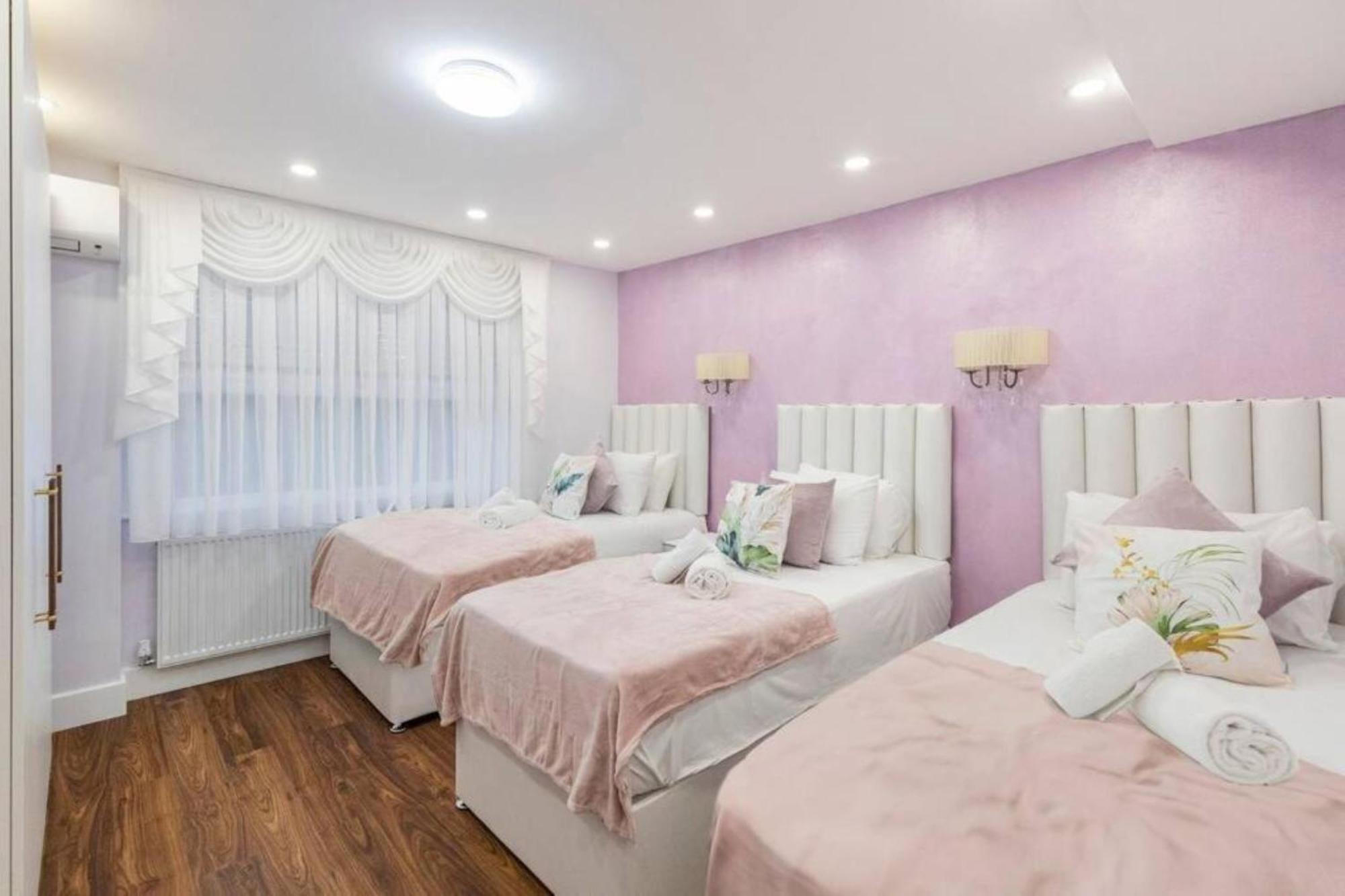 Metro Majesty 5-bedroom Gem In South Tottenham Londen