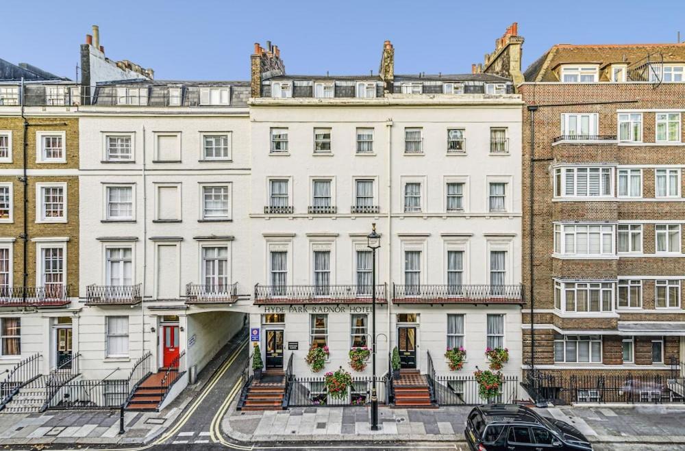 Hyde Park Radnor Bed & Breakfast London