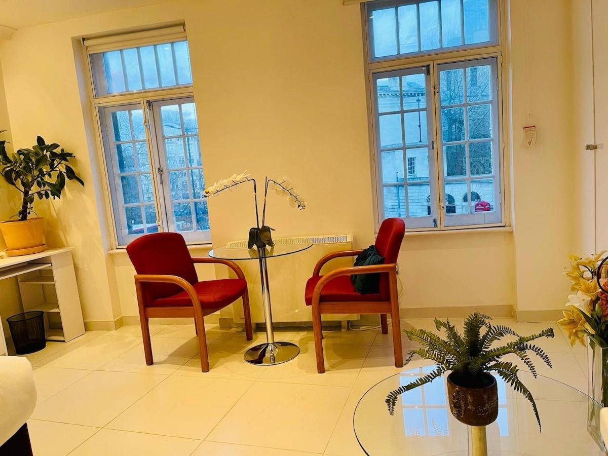 Apartment Stylish Modern In The Heart Of St Paul Smithfield Barbican London