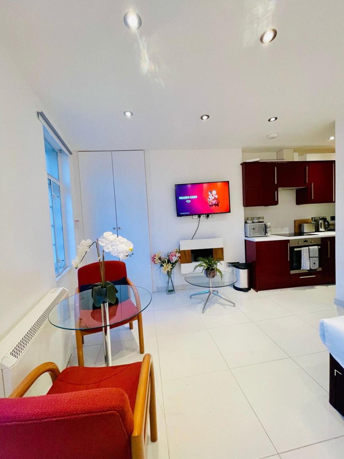Apartment Stylish Modern In The Heart Of St Paul Smithfield Barbican London