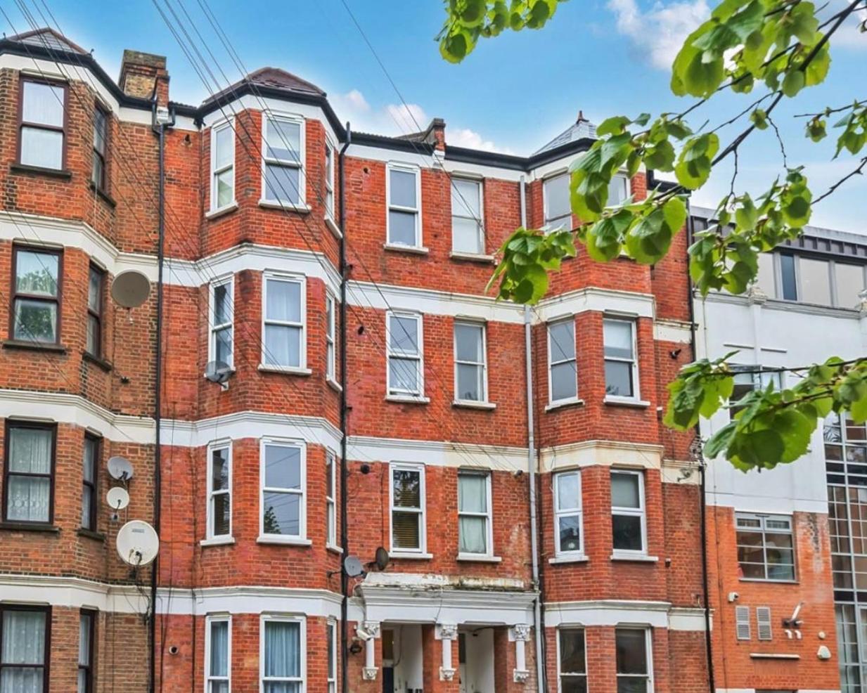 Apartment Ground Floor Sleeps 4, Zone 2 Close To Victoria Line *