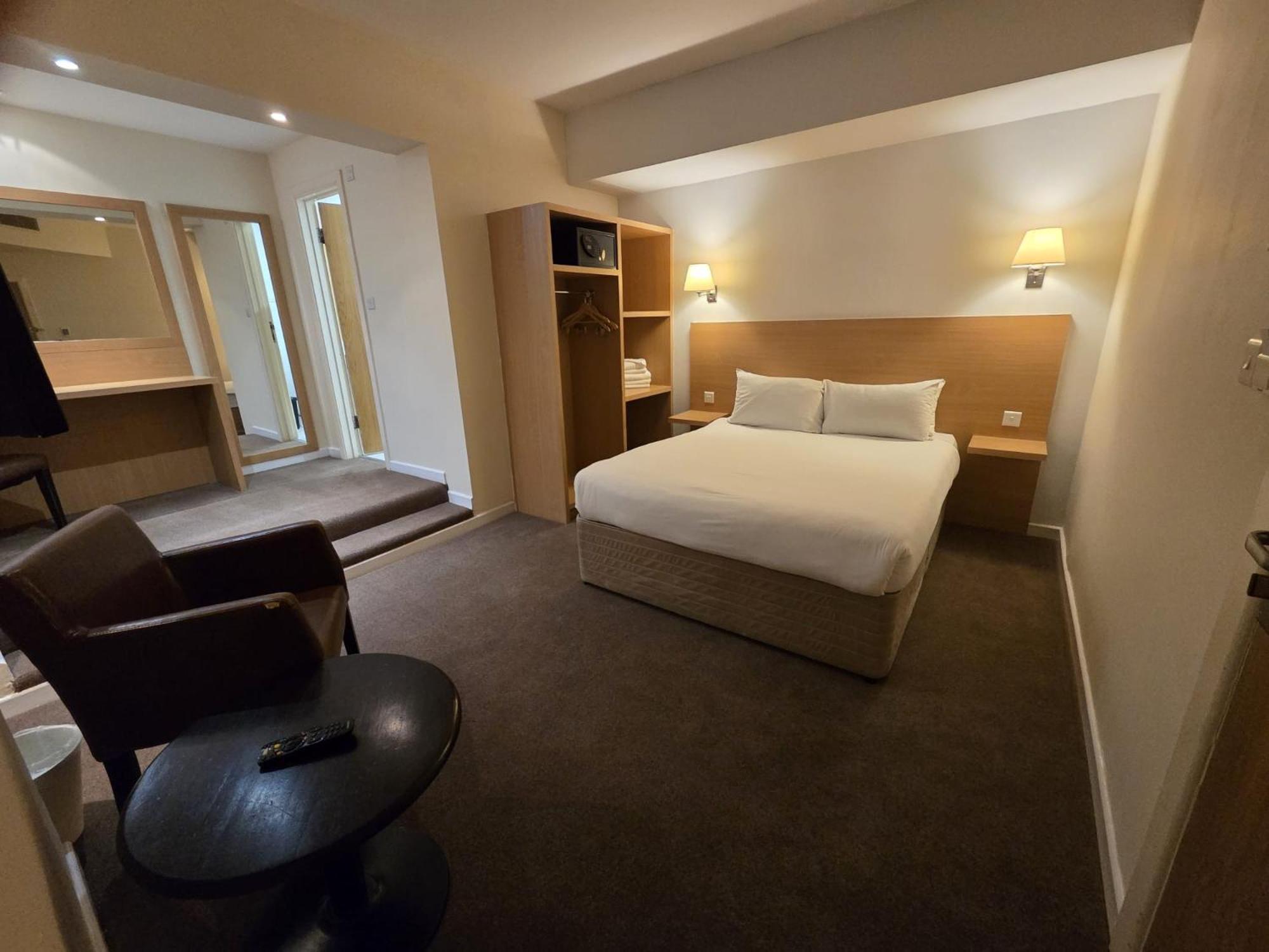 The Luton Hotel Hotell 2*