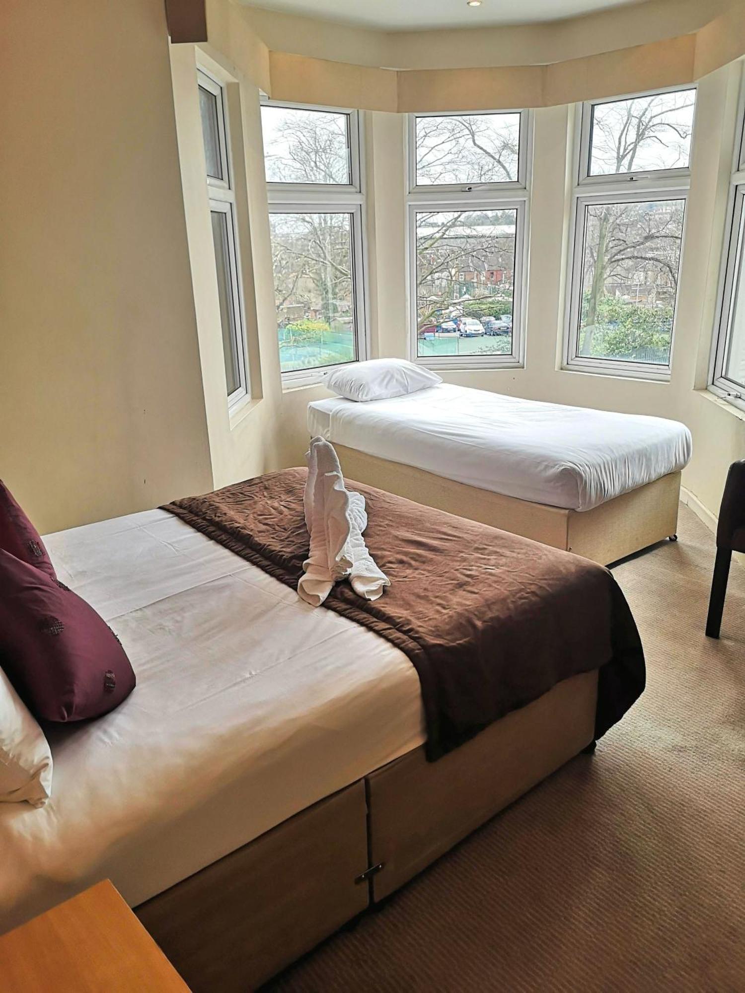 The Luton Hotel Hotell 2*