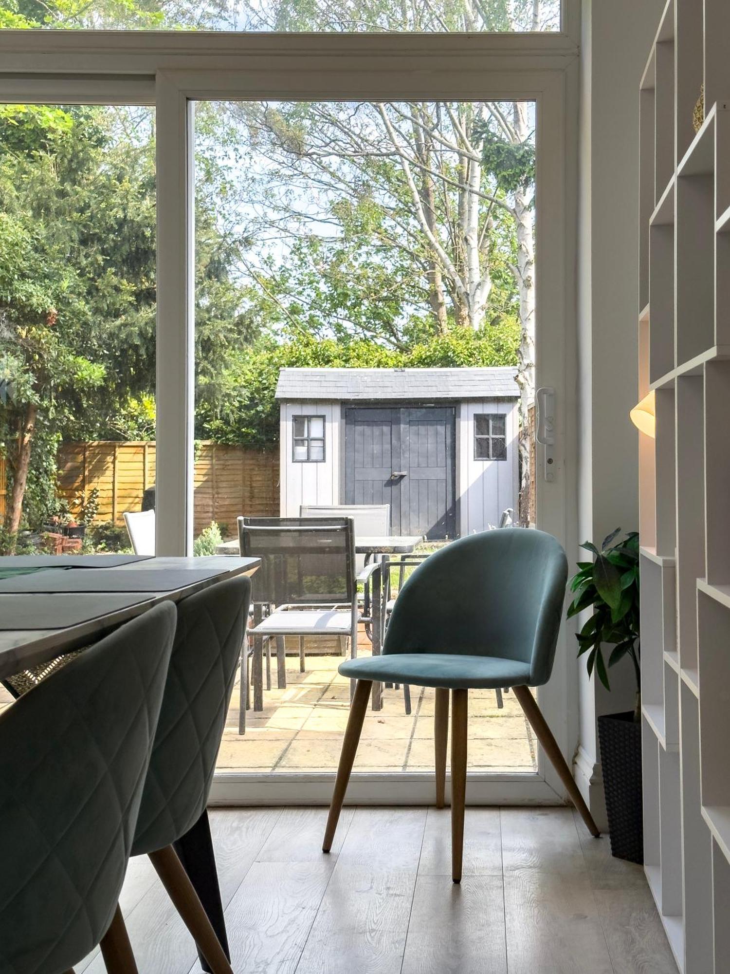 5 Bedroom Garden Hse Near Tube & Hampstead Heath Apartment *
