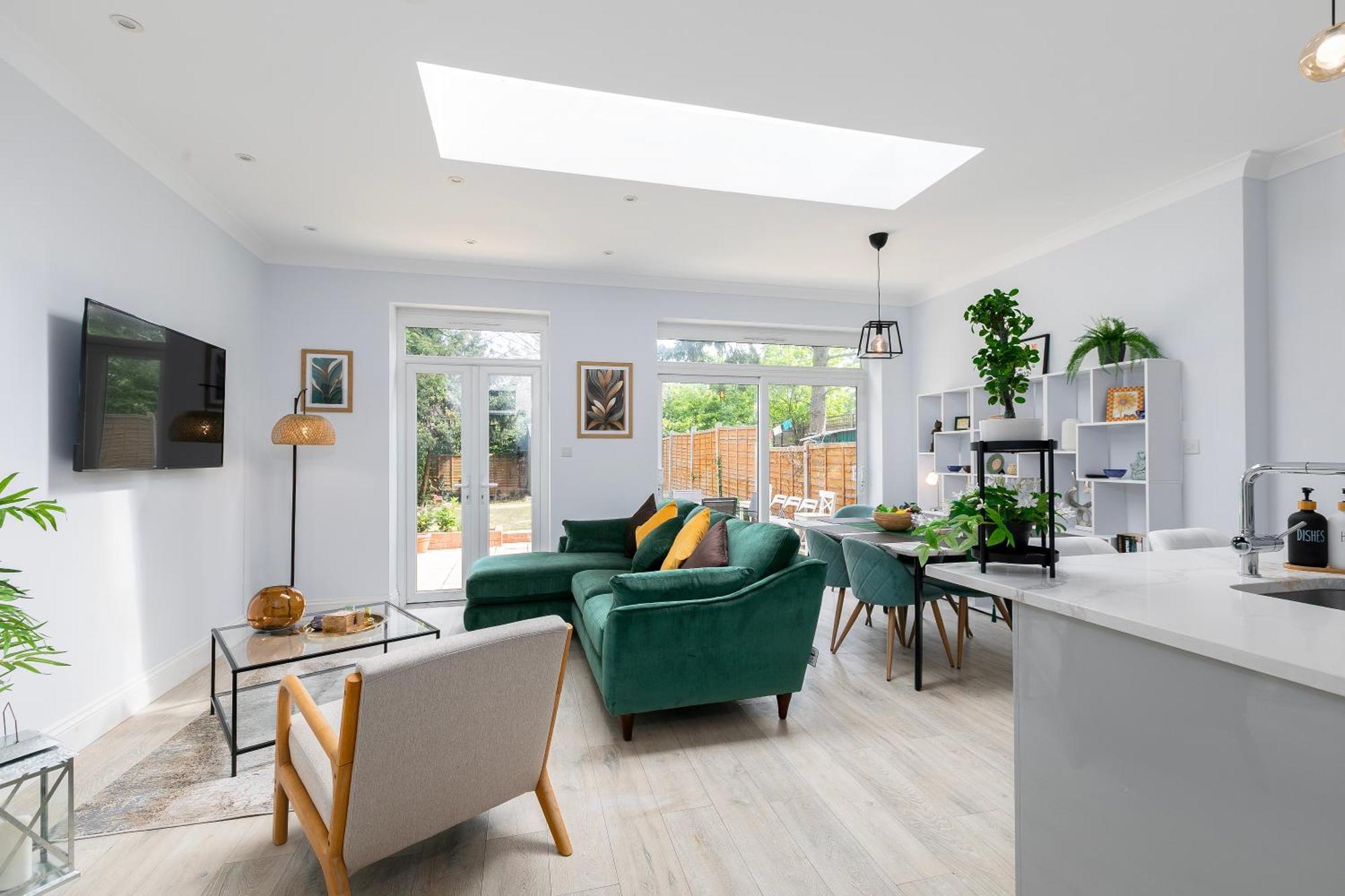5 Bedroom Garden Hse Near Tube & Hampstead Heath Apartment London