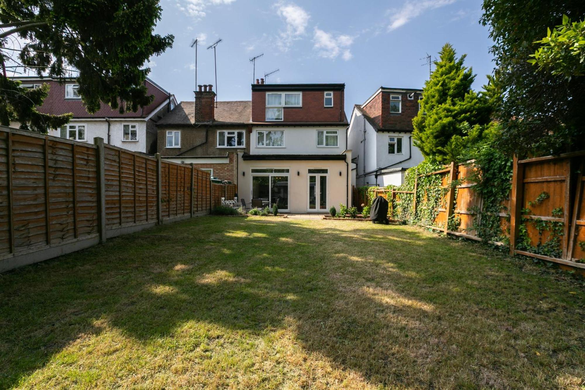5 Bedroom Garden Hse Near Tube & Hampstead Heath Apartment London