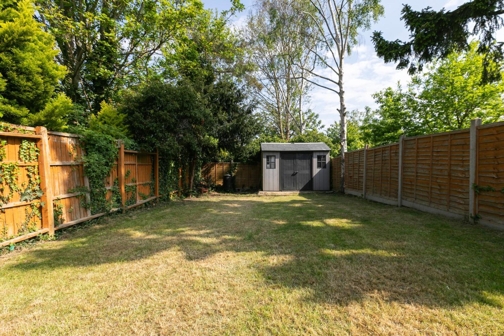 5 Bedroom Garden Hse Near Tube & Hampstead Heath Apartment *