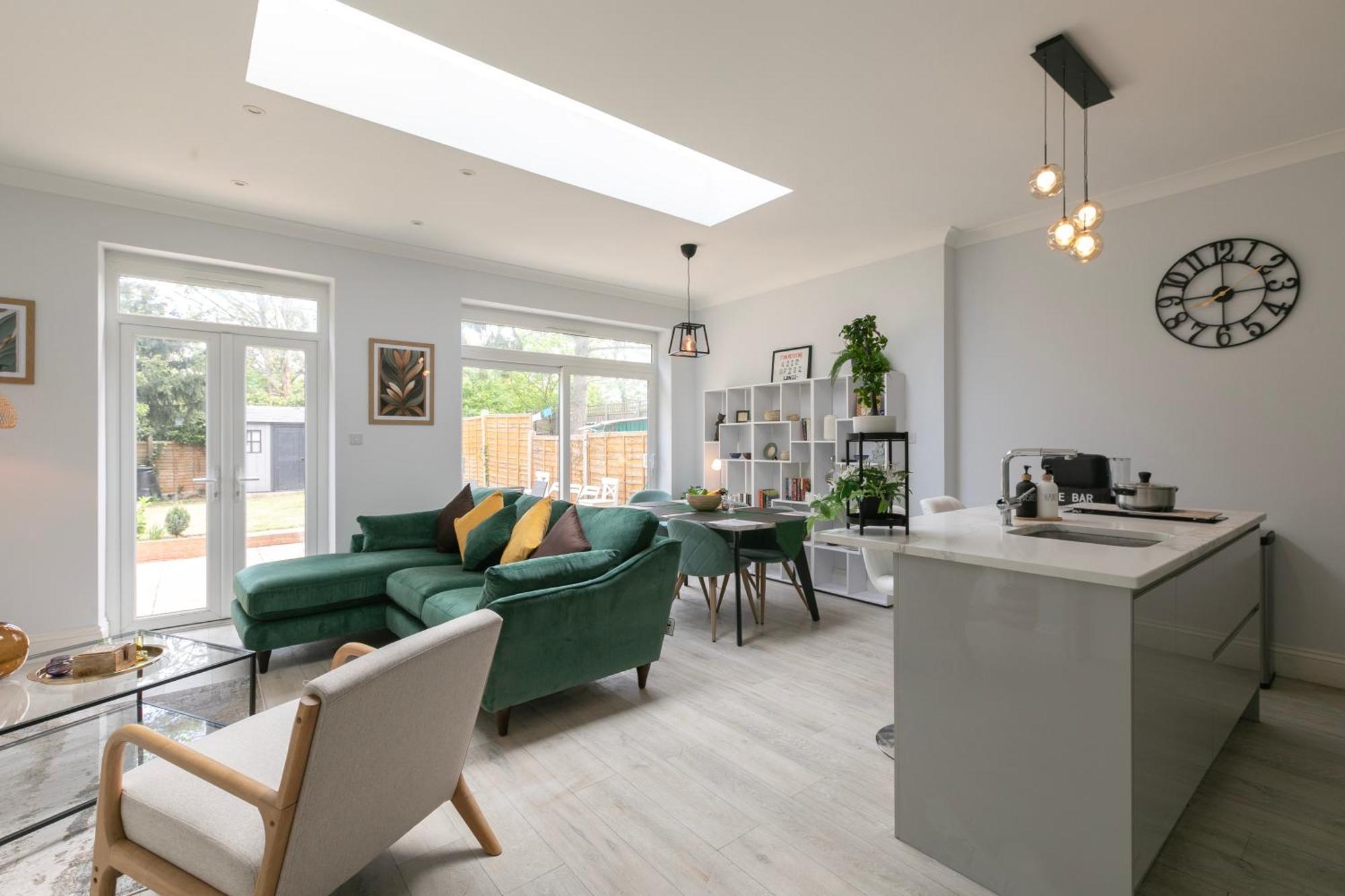 5 Bedroom Garden Hse Near Tube & Hampstead Heath Apartment *