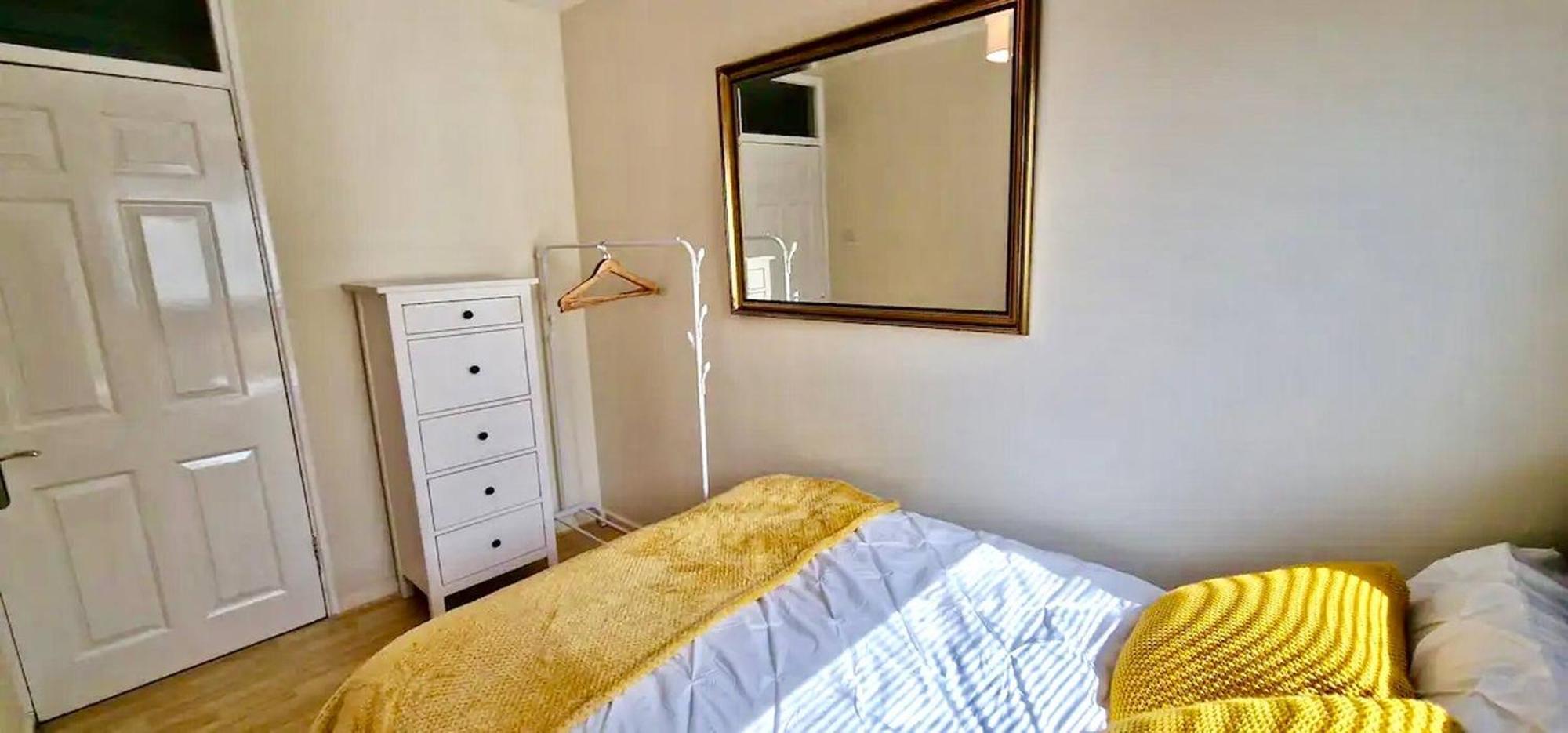 Apartment Canal View 3 Bed Flat - Little Venice! *