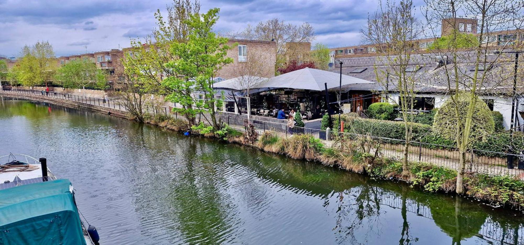 Canal View 3 Bed Flat - Little Venice! Apartment London