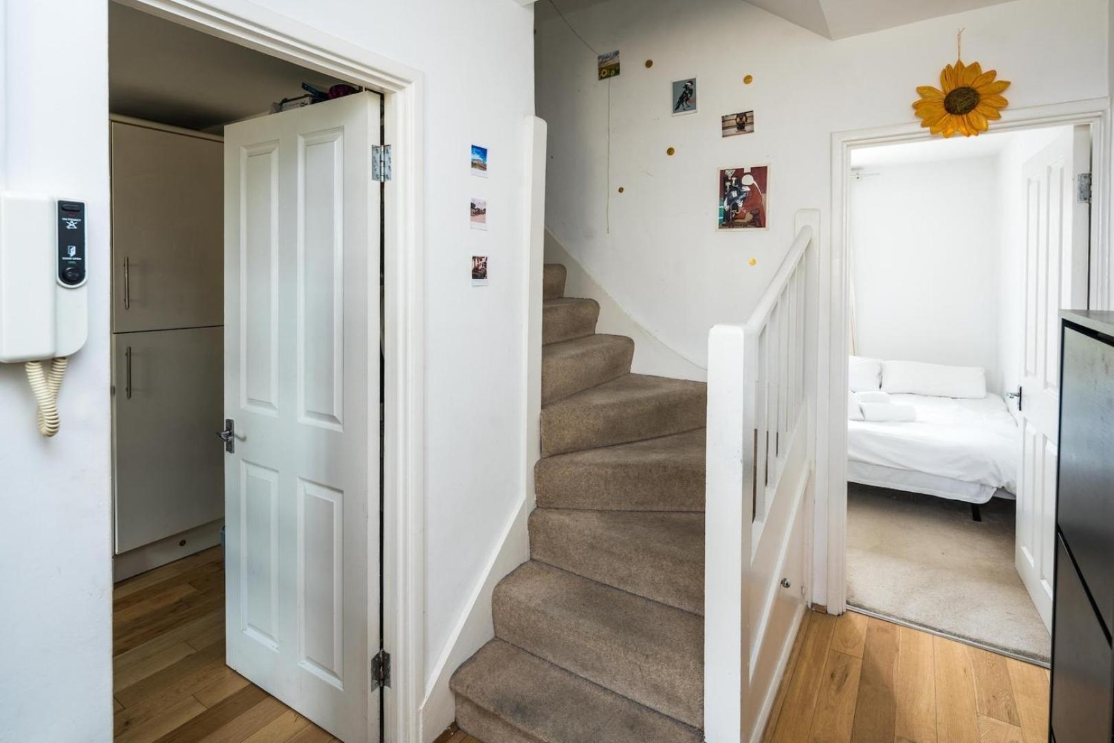 2bd Stylish W/t Grand Piano Apartment London