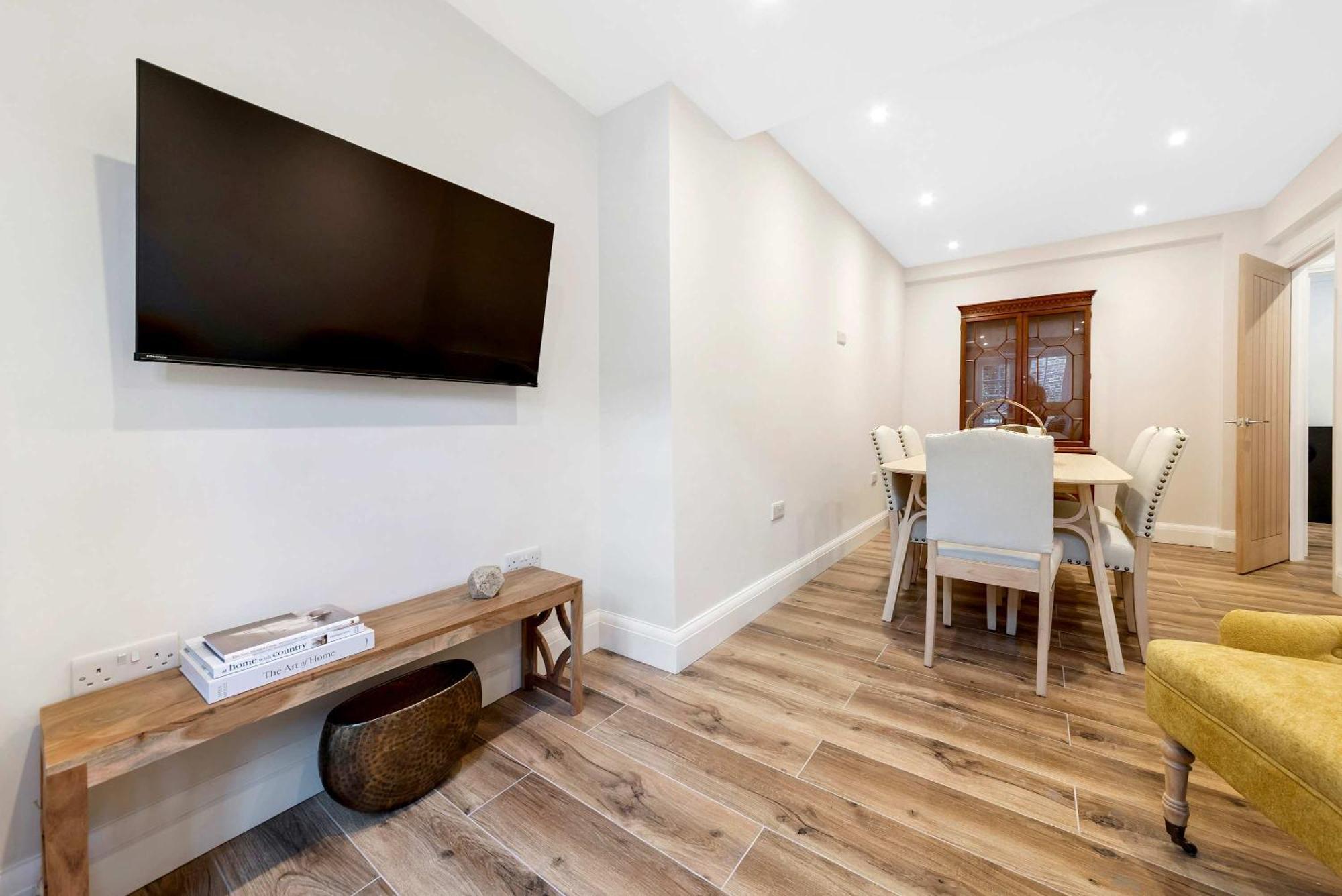 Premium Belgravia Townhouse By Madestays Holiday home *