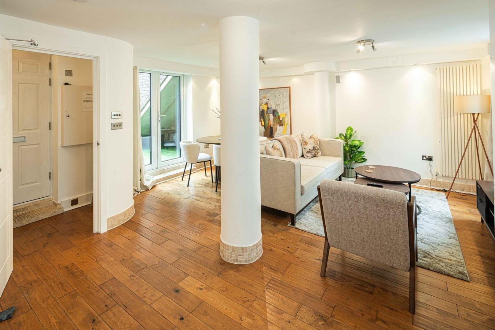 Stylish 3bd Flat In Prime Covent Garden Location Leilighet *
