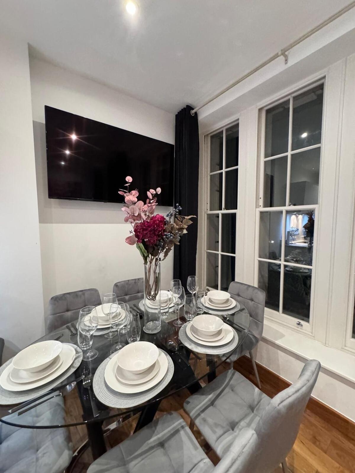 Apartment 2bd Luxurious Holborn London