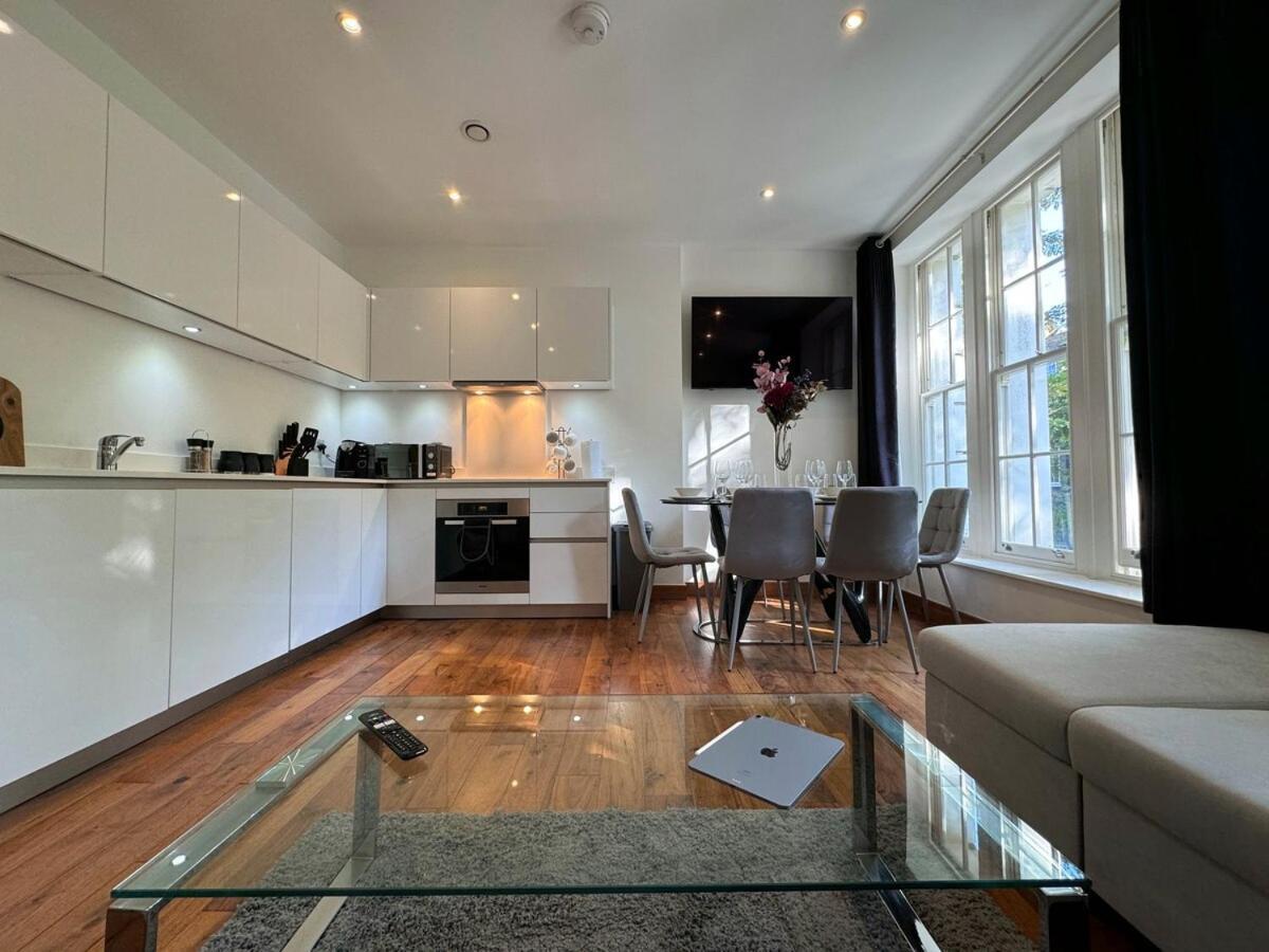 2bd Luxurious Holborn Apartment