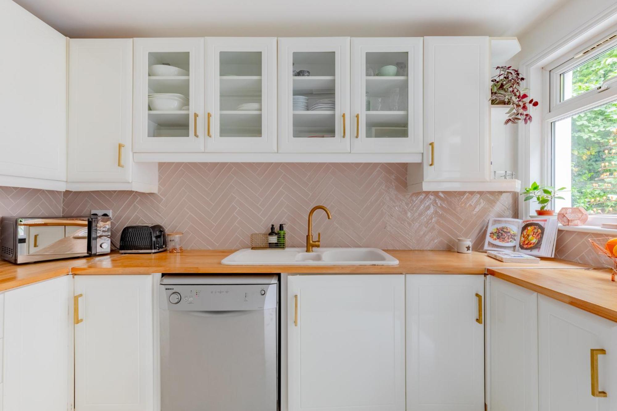 Luxuriously Curated 4bd Stoke Newington Leilighet *