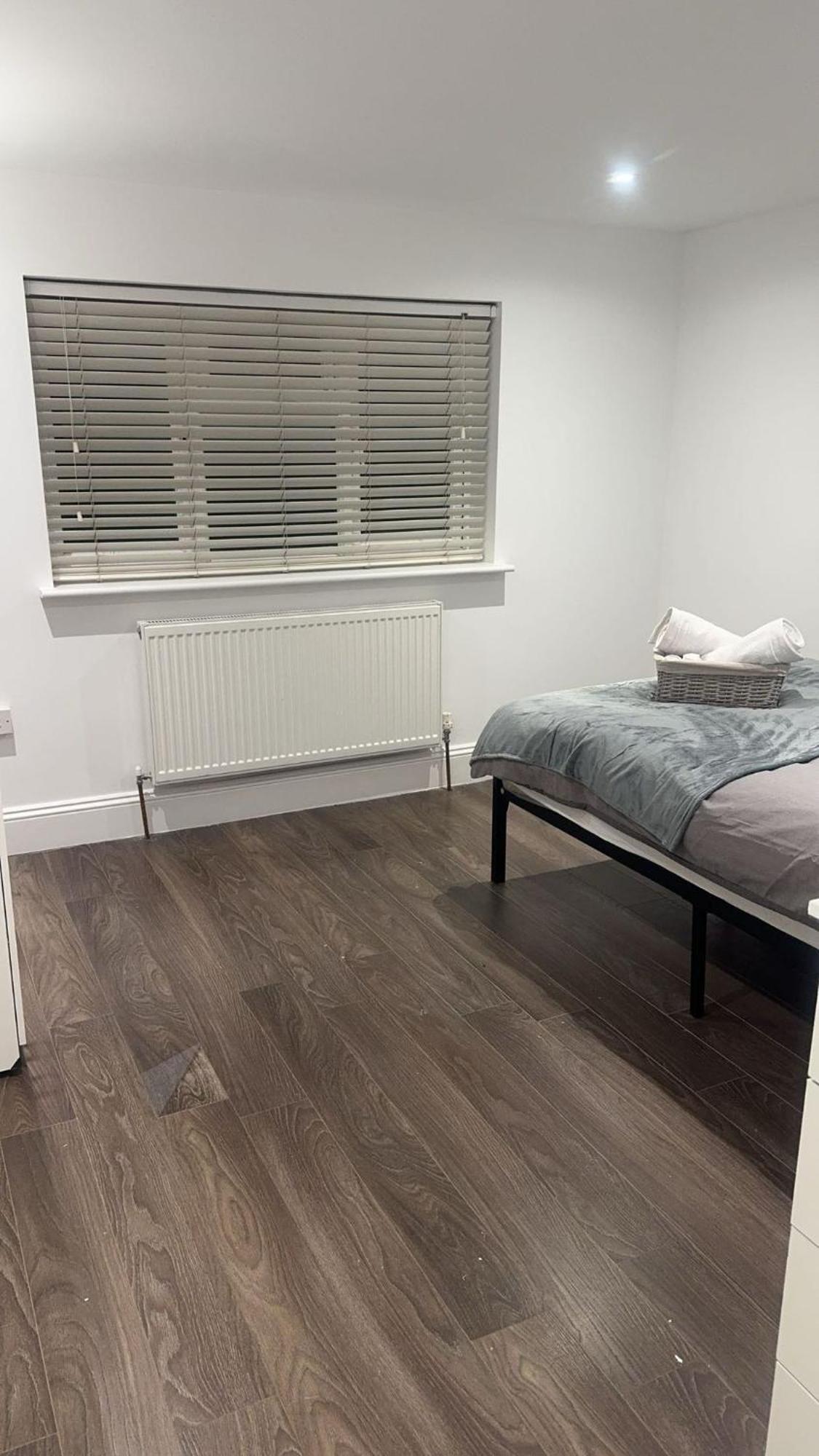 Modern 2 Bed Flat Crouch Hill N19 Apartment