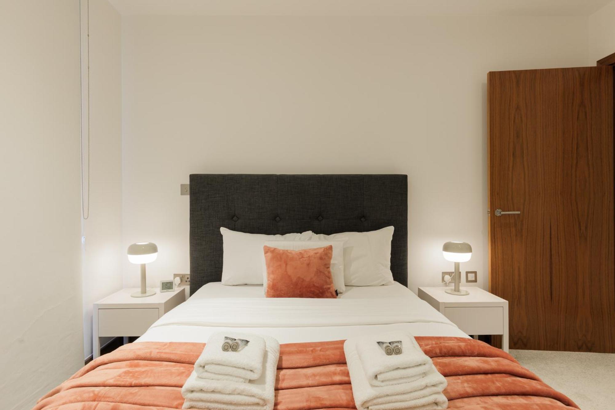 Cosy 2br Flat, West Hampstead, 4 Mins To Tube London