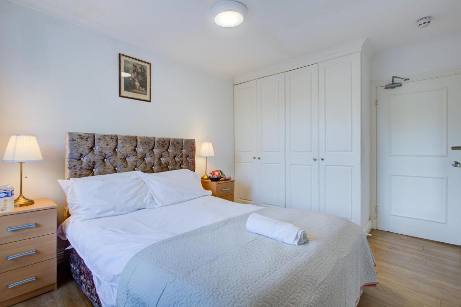 Hyde Park Harriet Hotel London