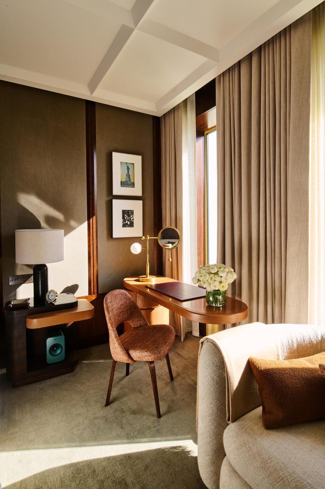 The Chancery Rosewood