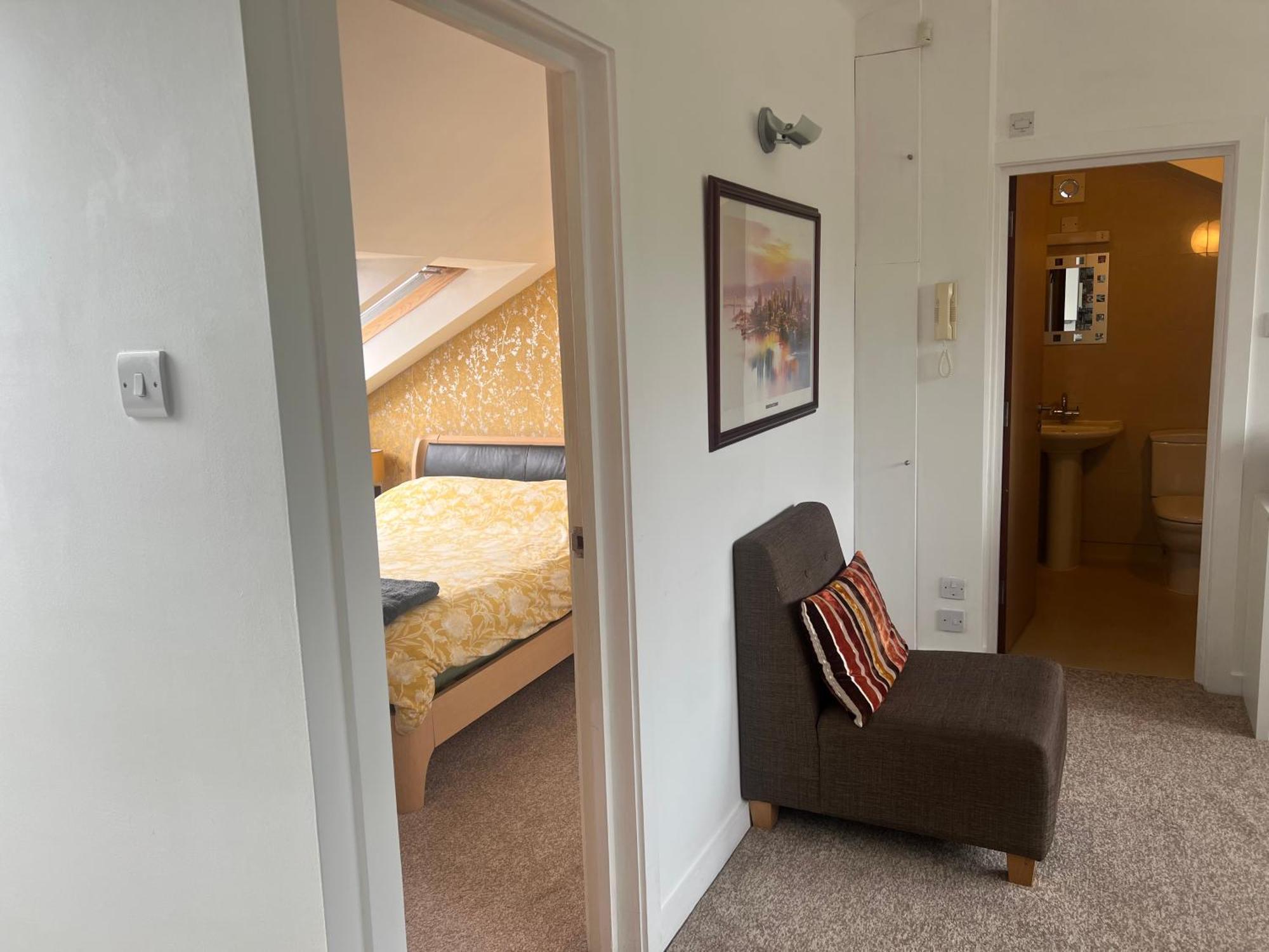 Apartment Modern & Cosy 1 Bed Flat In The Heart Of Wimbledon With Parking London