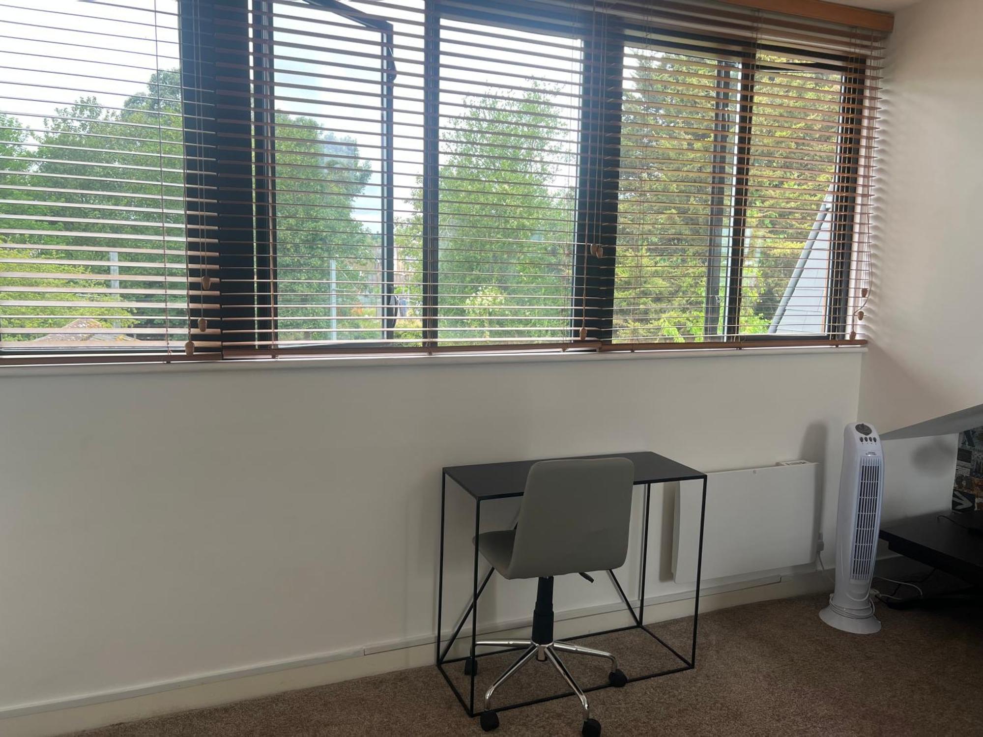 Modern & Cosy 1 Bed Flat In The Heart Of Wimbledon With Parking * London