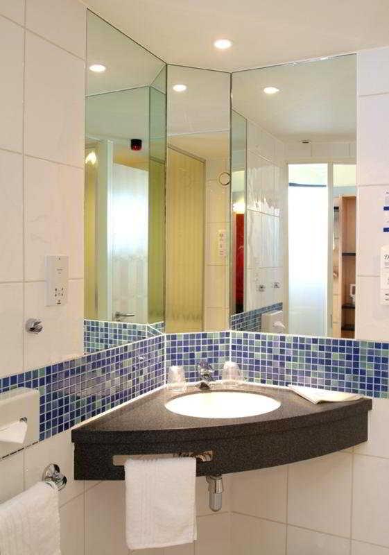 Express Royal Docks By Ihg London