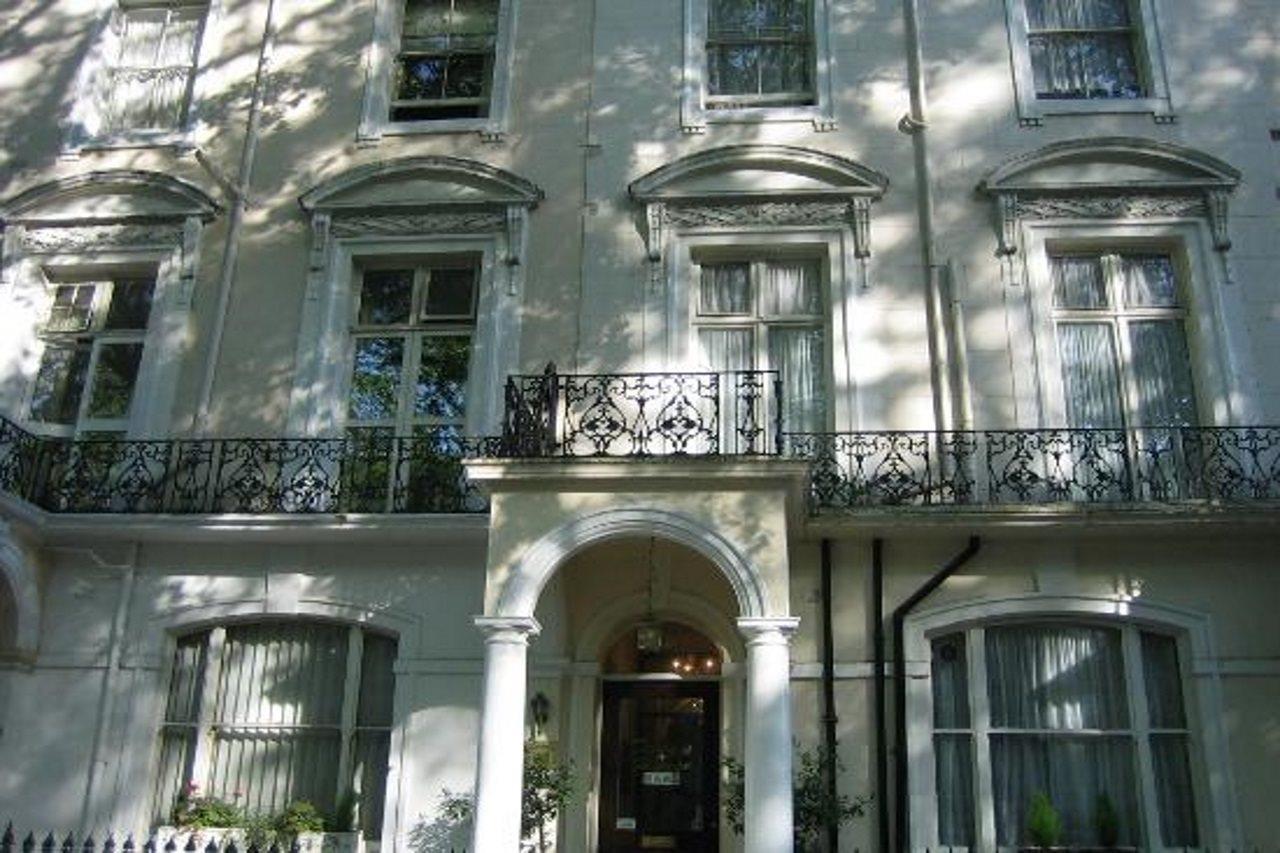 Hotel Tony's House 2*