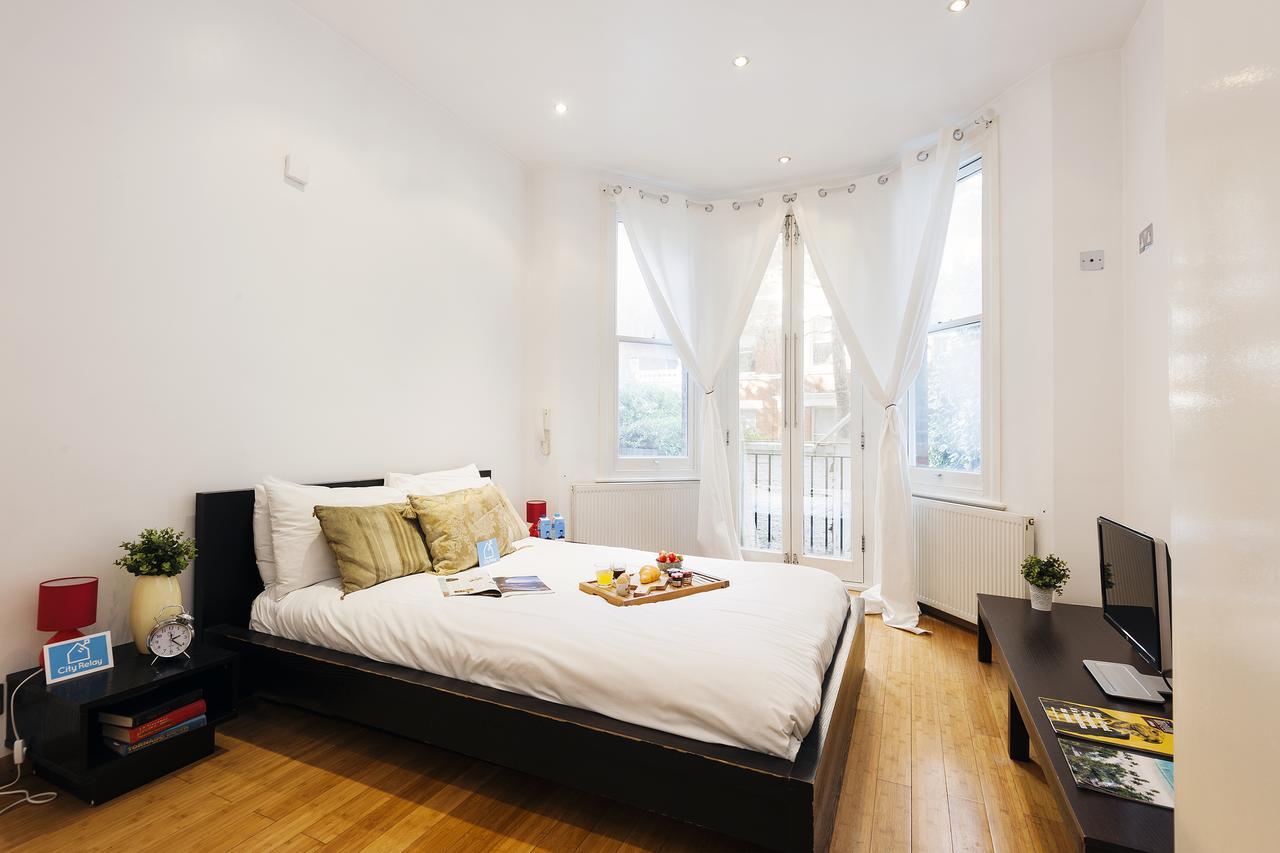 The Cheniston Gardens Abode Londen