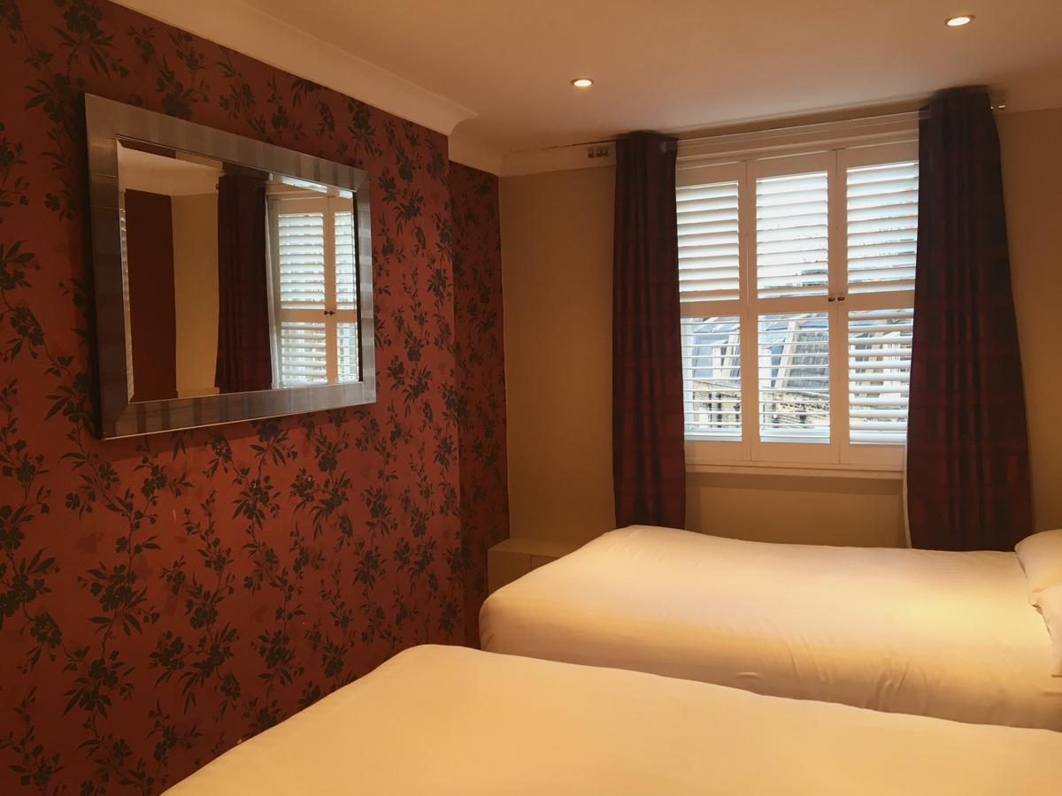 Excelsior Hotell 2*