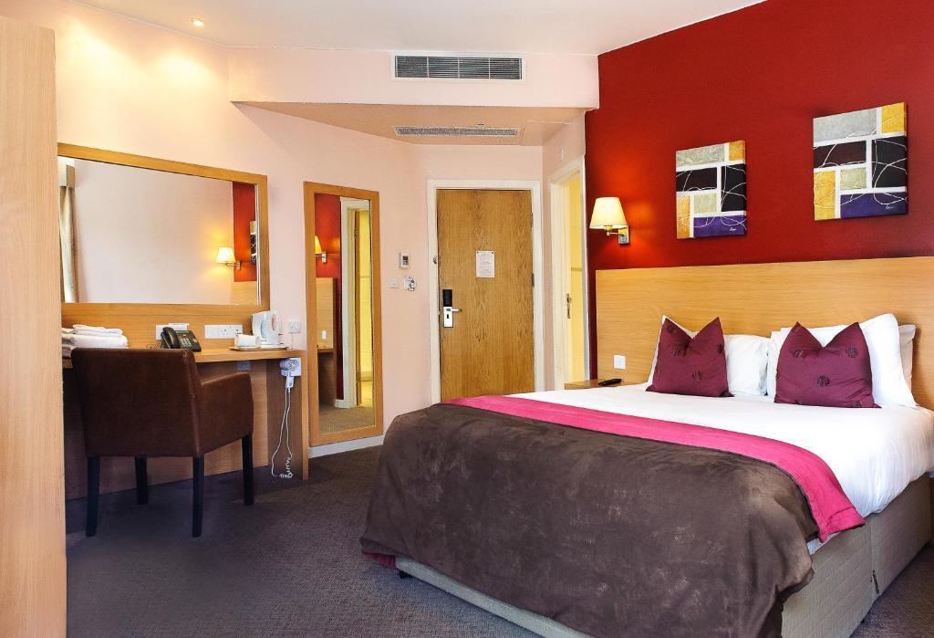 The Luton Hotel Hotell 2*