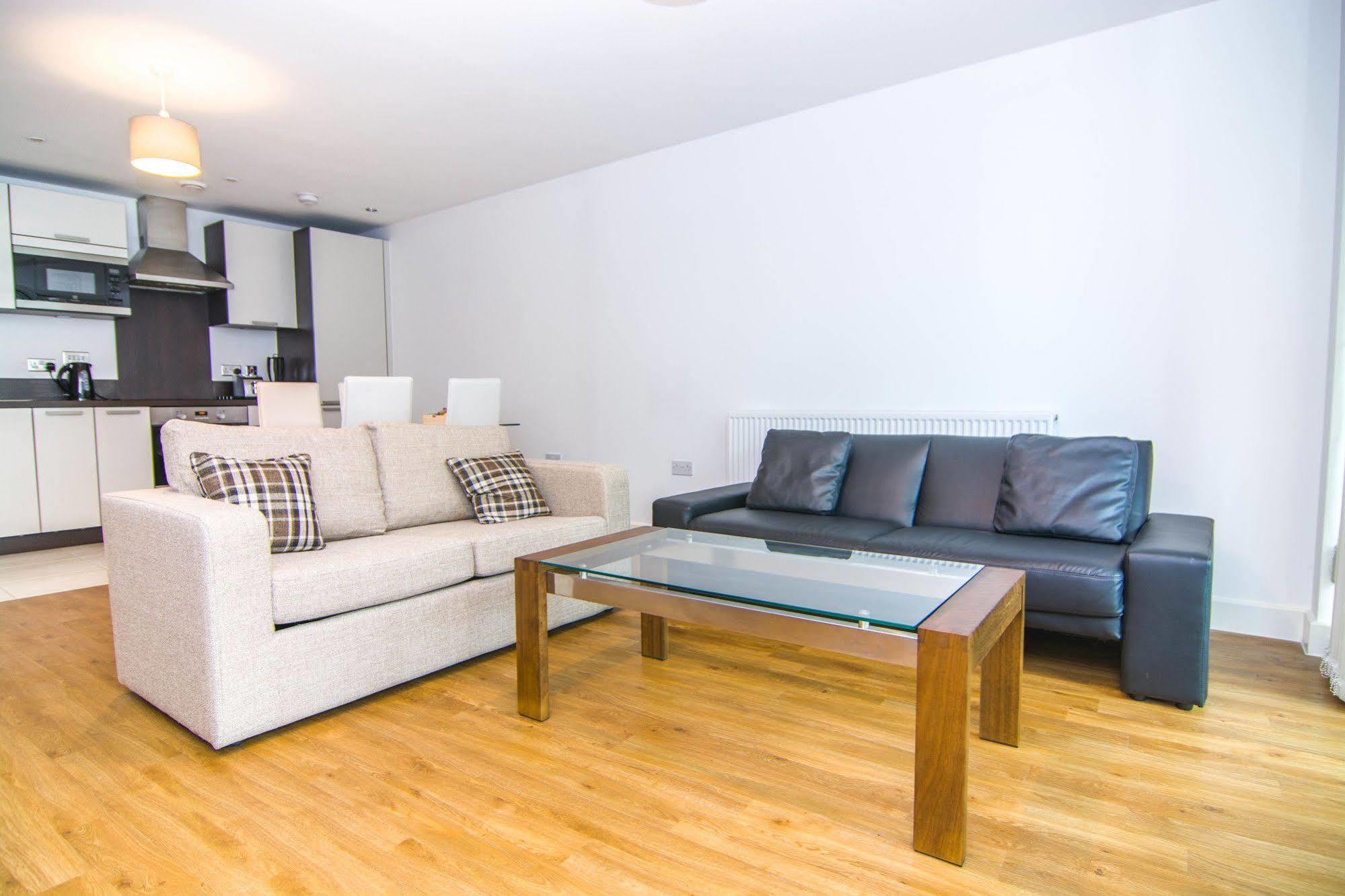Wharf - Water Gardens Appartement *