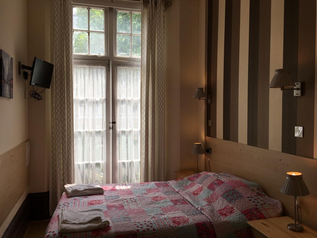 St George Hotell London