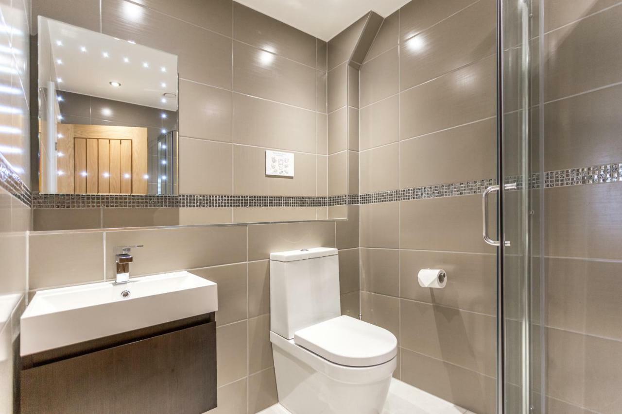 The Sweet Mews - Large 4bdr Apartment London