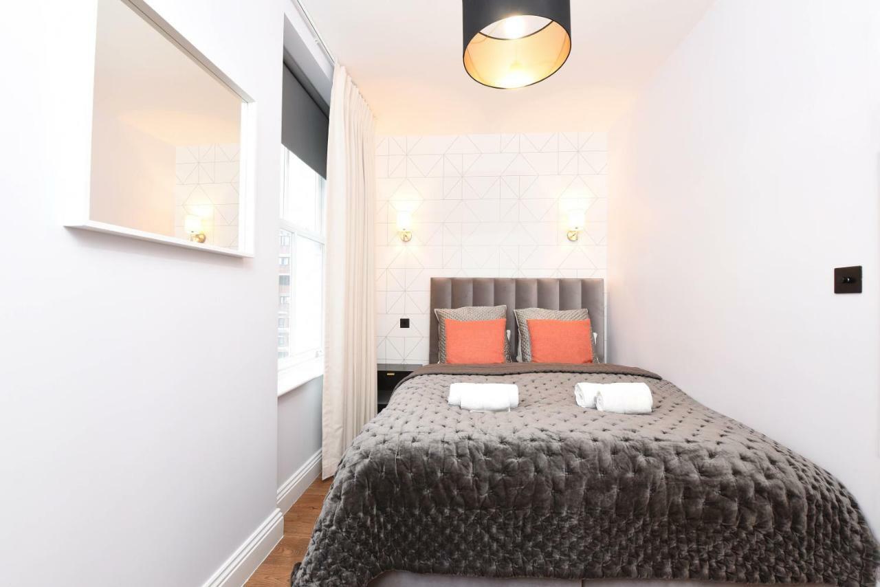 Stylish!! Spacious 2 & 3 Deluxe Near Victoria Station Apartamento