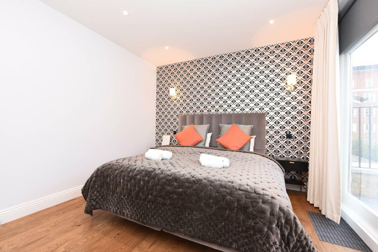 Apartamento Stylish!! Spacious 2 & 3 Deluxe Near Victoria Station