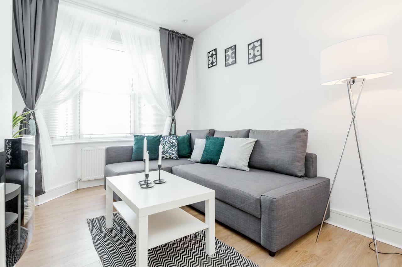 Appartement Serviced /excel/ Olympic City/ O2 Arena *