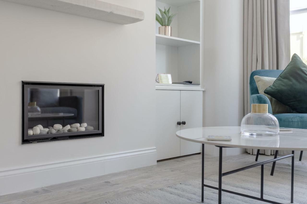 Stunning 3 Bedroom 2 Bath In Fantastic Location Appartement Londen