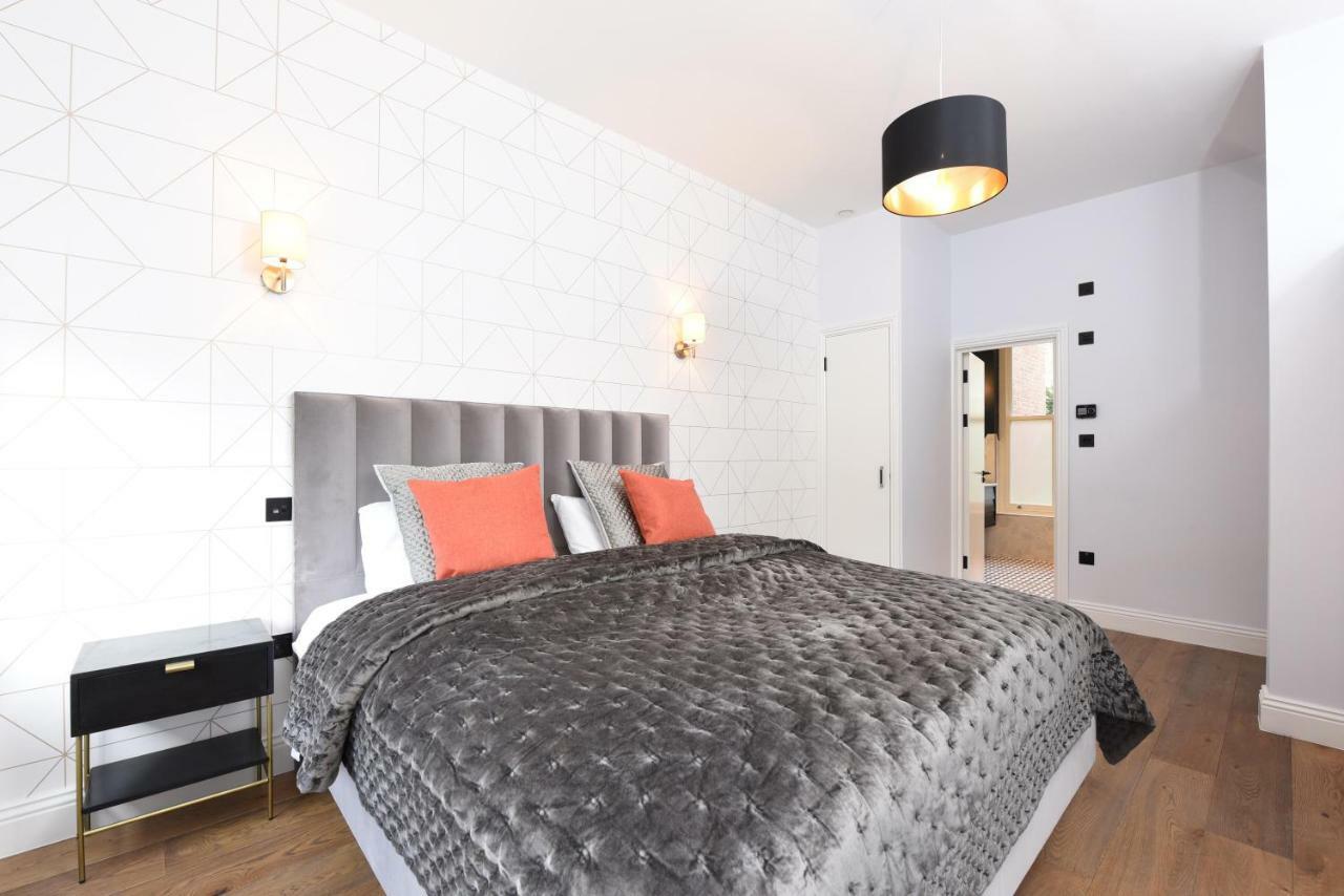 Apartamento Stylish!! Spacious 2 & 3 Deluxe Near Victoria Station Londres