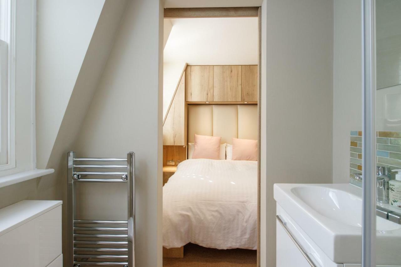 Forbee Apartment London