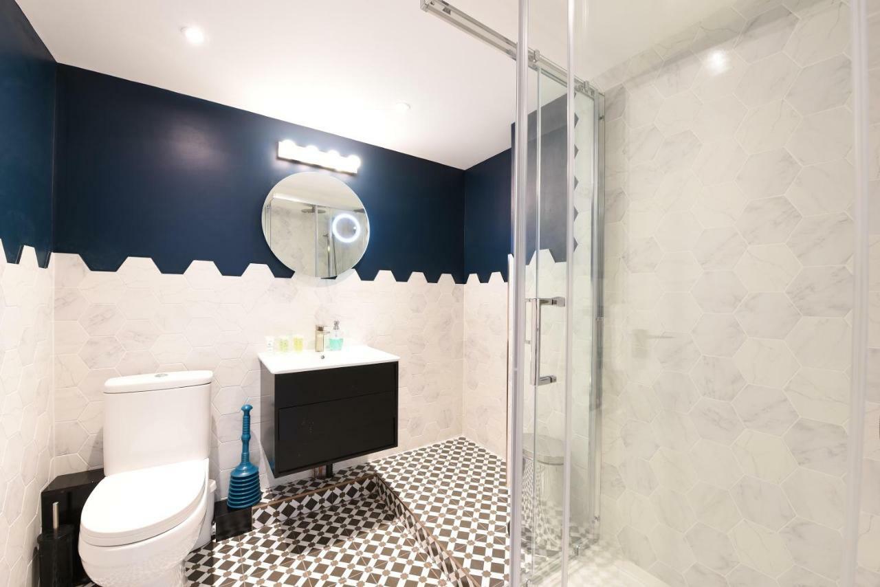 Apartamento Stylish!! Spacious 2 & 3 Deluxe Near Victoria Station *