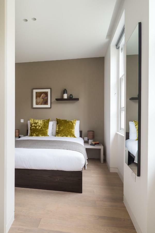 Mirabilis Apartments, Wells Court * Londen