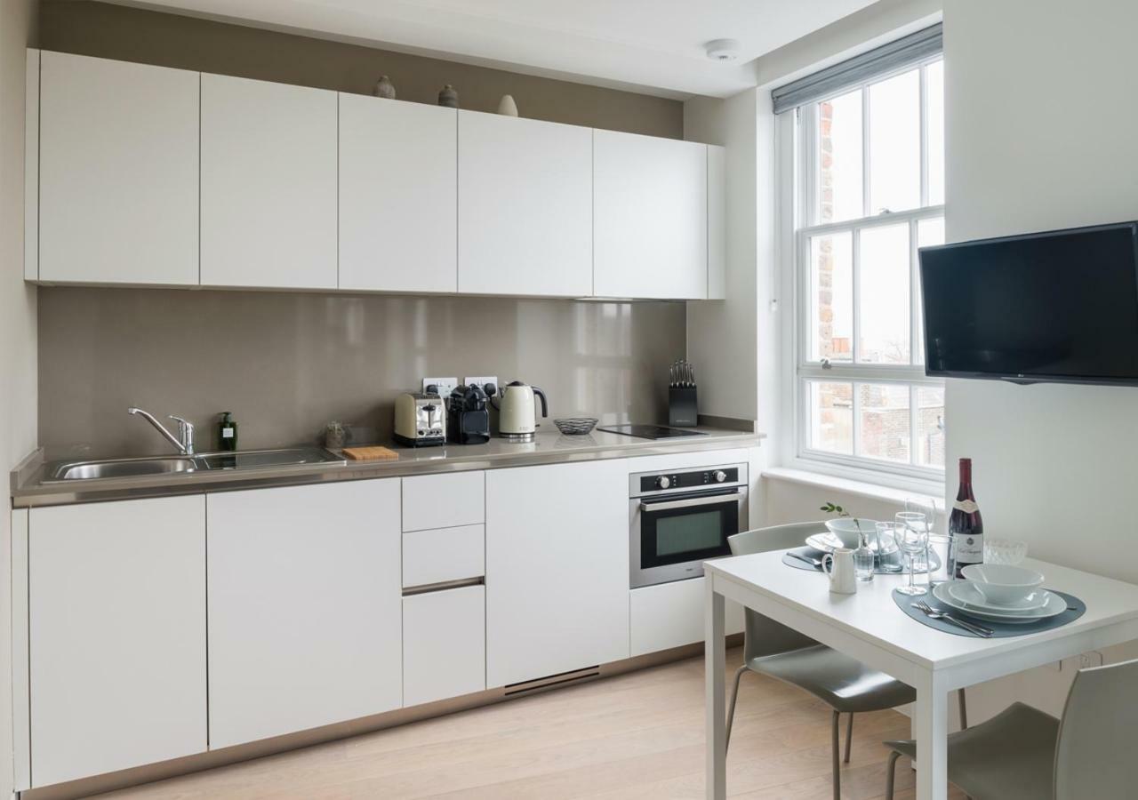 Mirabilis Apartments, Wells Court