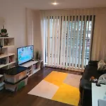 London Riverside Apartment
