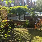 Rotherhithe Apartment Near Park And River