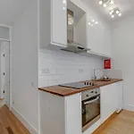 Flat C, Old Street